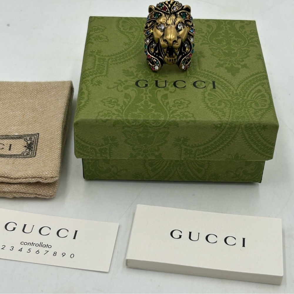 Women’s Gucci lion head motif multicolor Stone ring size 5 made in Italy - Picture 3 of 9